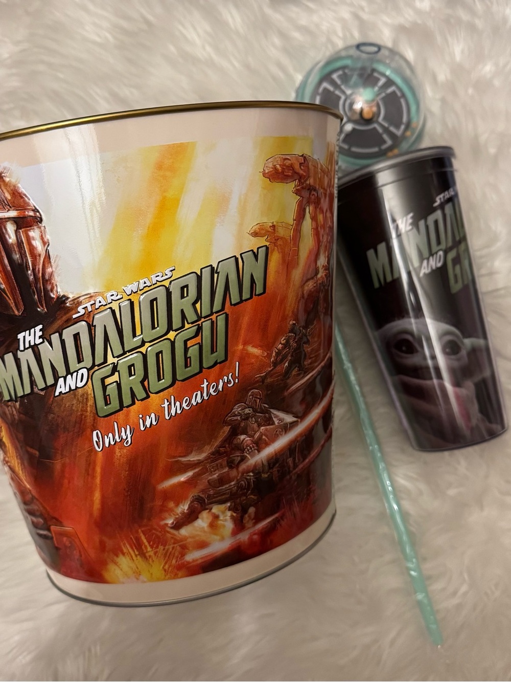 Star Wars The Mandalorian and Grogu Snack Tin & Cup Set - Orange, Green, Black